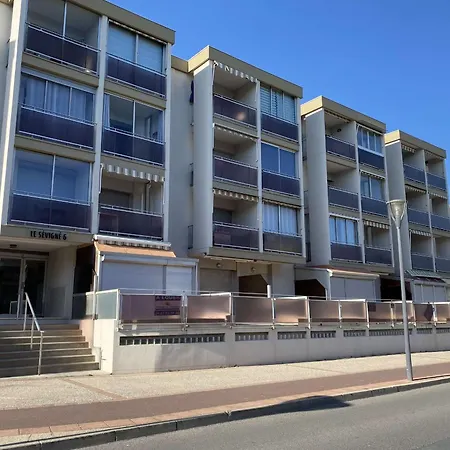 شقة Grand T1 Climatise Avec Garage Privatif Proche Des Thermes - Terrasse Ensoleillee - Fr-1-553-52 *