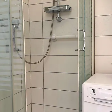 Grand T1 Climatise Avec Garage Privatif Proche Des Thermes - Terrasse Ensoleillee - Fr-1-553-52