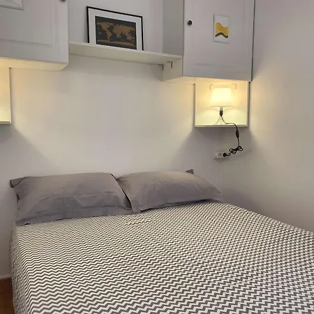 شقة Grand T1 Climatise Avec Garage Privatif Proche Des Thermes - Terrasse Ensoleillee - Fr-1-553-52 بالاروك ليه بان